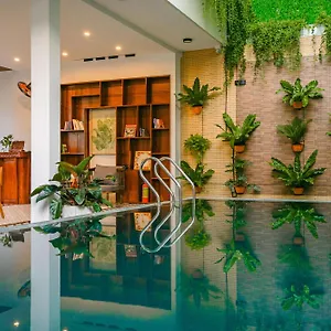 Palm Vietnam