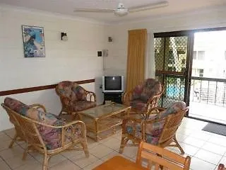 Oasis Inn Apartments Cairns 3*,
